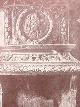 Chéminée dans la maison de Peyre à Tulette.