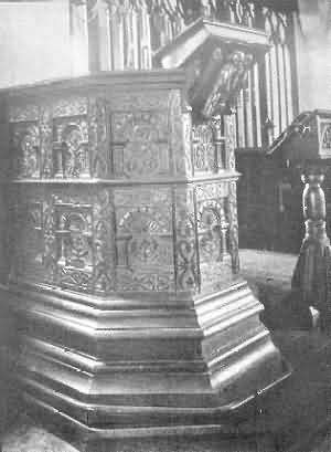 Braunton: Pulpit