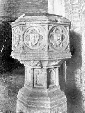 Buckland Monachorum: Font