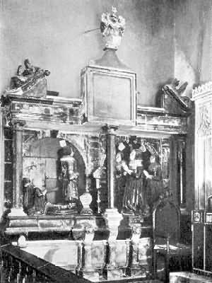 Pilton: Chichester Monument