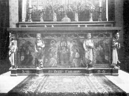 Dartmouth, St. Saviour: Altar